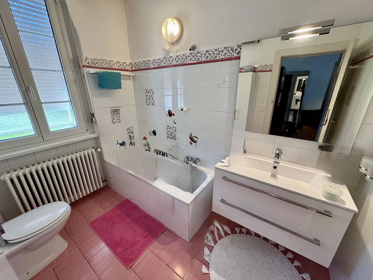 VILLA IM STIL IM ZENTRUM VON MENDRISIO, GARTEN, DOPPELGARAGE UND PARKPLÄTZE - Foto 14 von 28