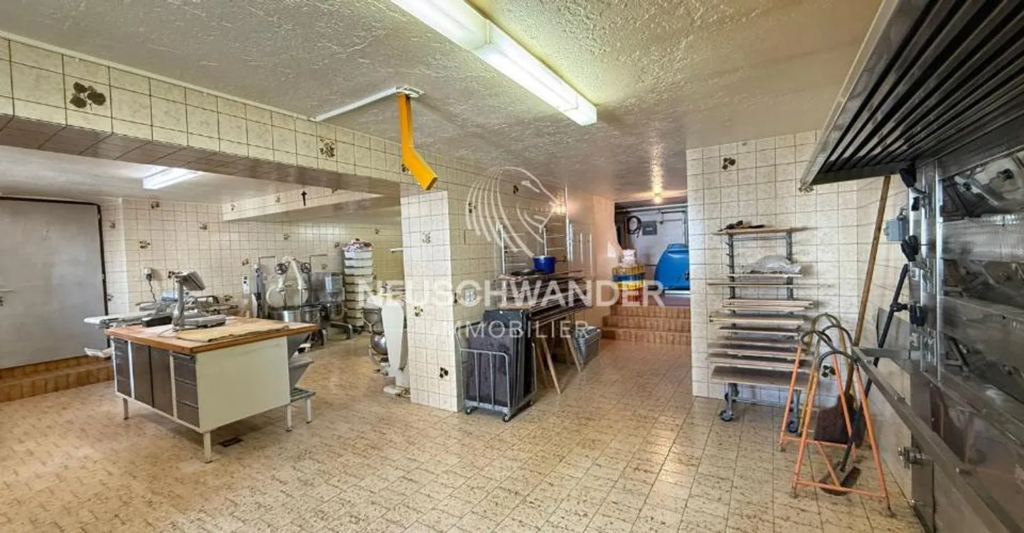 Charming Commercial Building - Photo 11 of 12