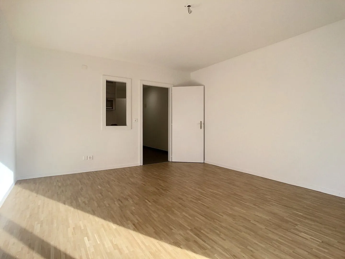 Studio in affitto - Foto 3 di 7