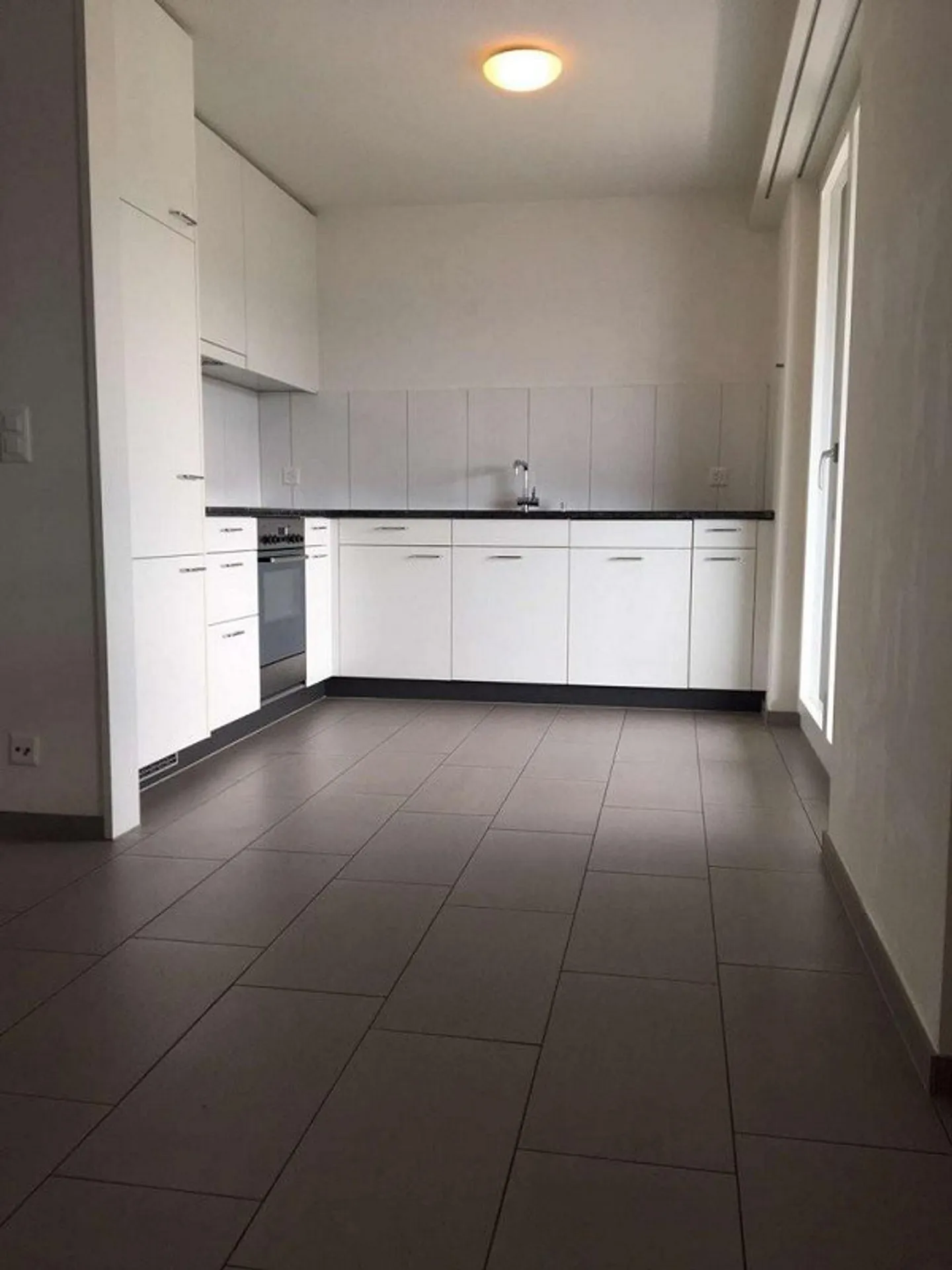 Modernes Apartment mit Stadtblick - Foto 6 von 11