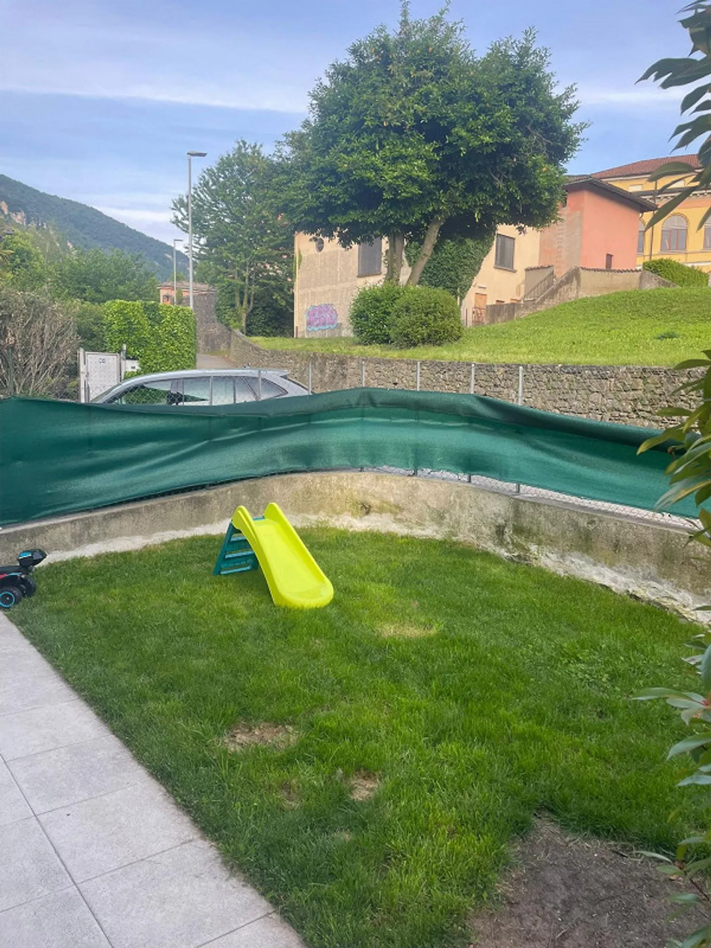 VILLA IM STIL IM ZENTRUM VON MENDRISIO, GARTEN, DOPPELGARAGE UND PARKPLÄTZE - Foto 26 von 28