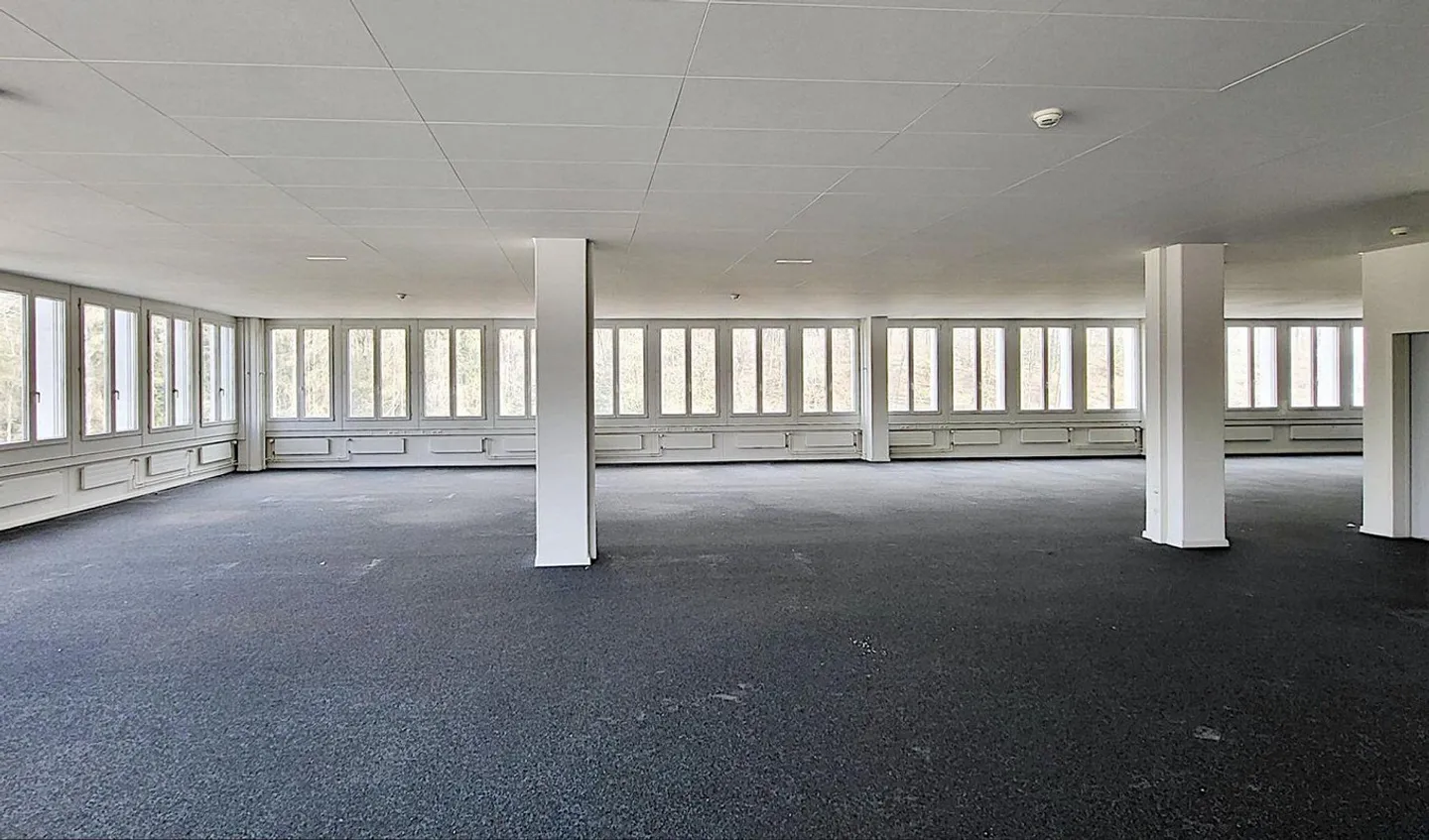 New partial areas - fully developed office space - approx. 620 m2! - Photo 2 of 10