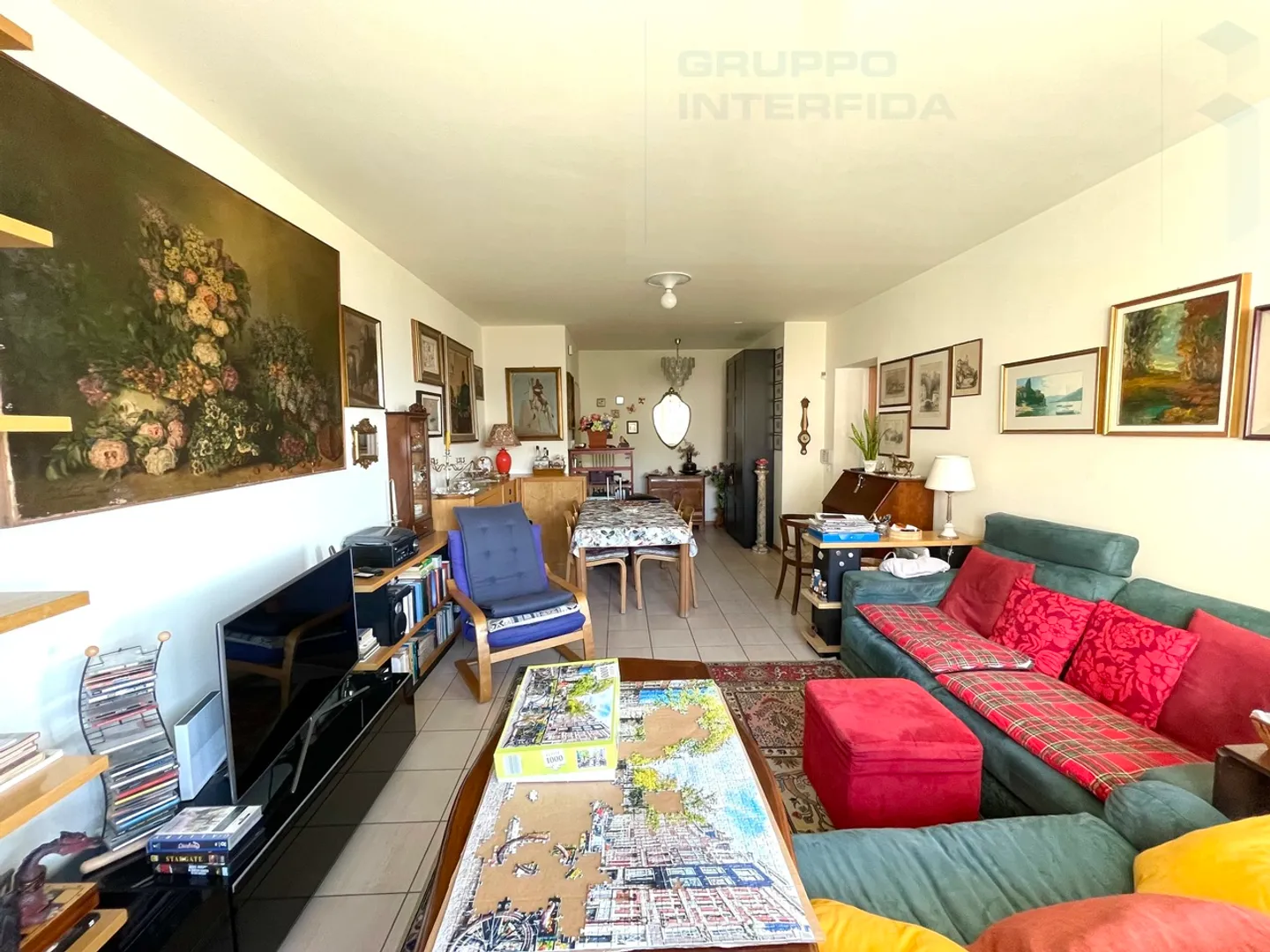 BELL'APPARTAMENTO DI 3.5 LOCALI - Foto 3 di 9