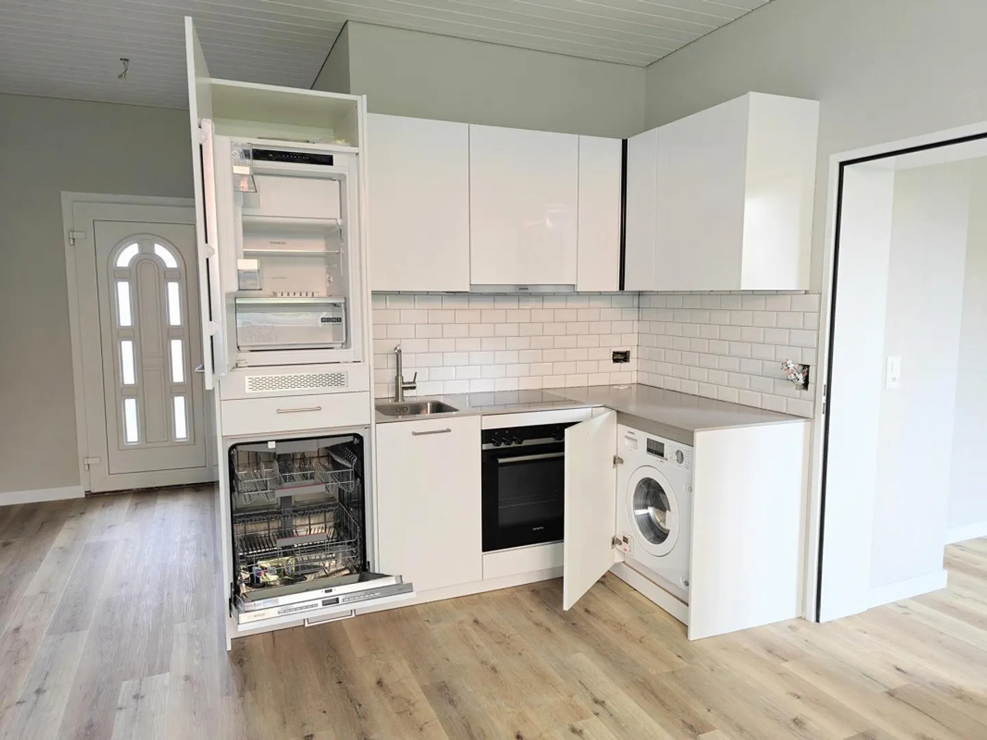 Appartamento 2 locali appena ristrutturato con accesso privato! - Foto 6 di 9
