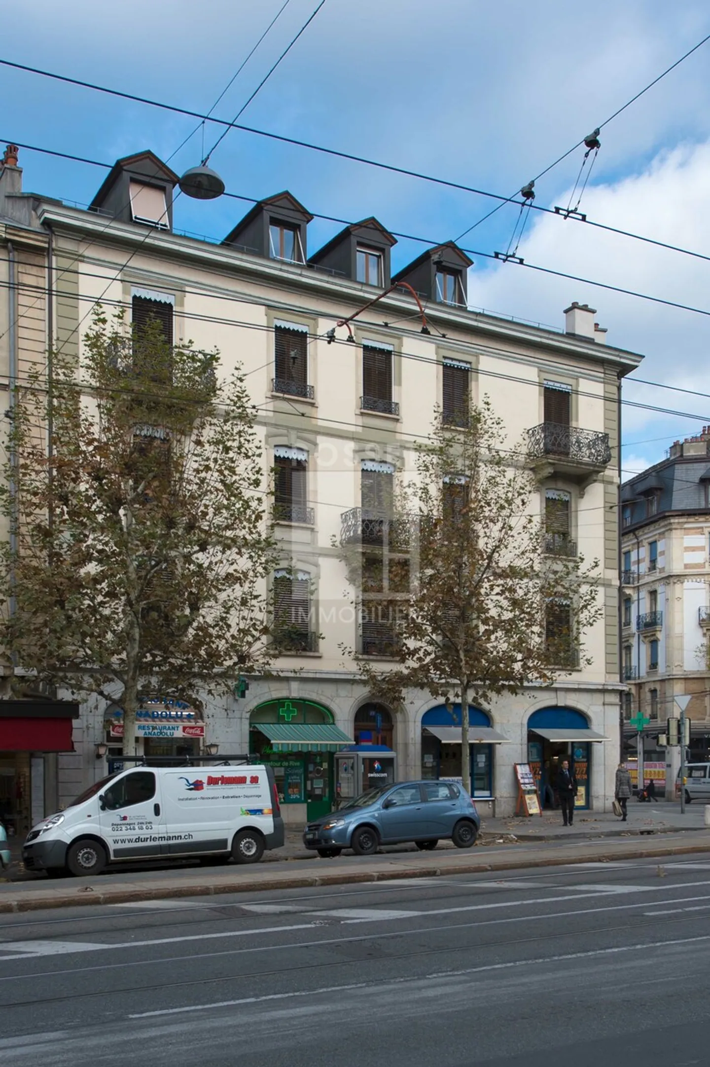 Arcade of approx. 90 m² on the ground floor - Photo 4 of 4