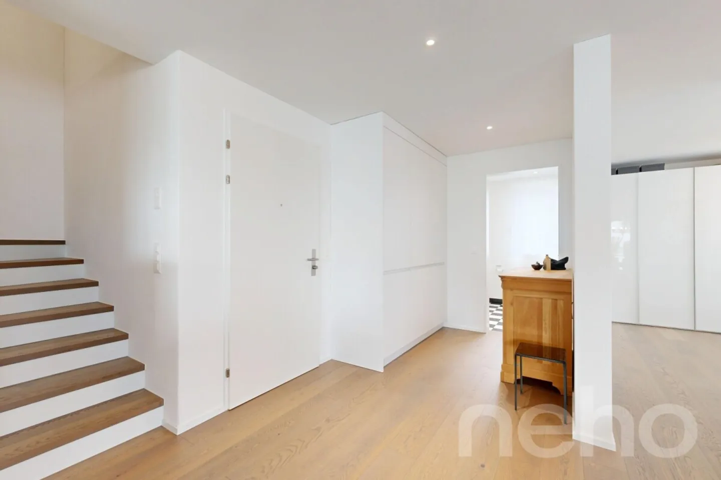 Luminoso appartamento duplex di 4,5 locali con balcone e tanto spazio per idee - Foto 8 di 12