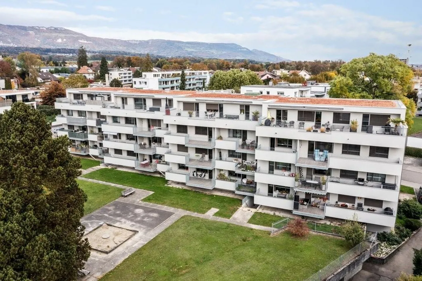 Moderne Attika-Wohnung an zentraler Lage in Solothurn - Photo 1 of 6