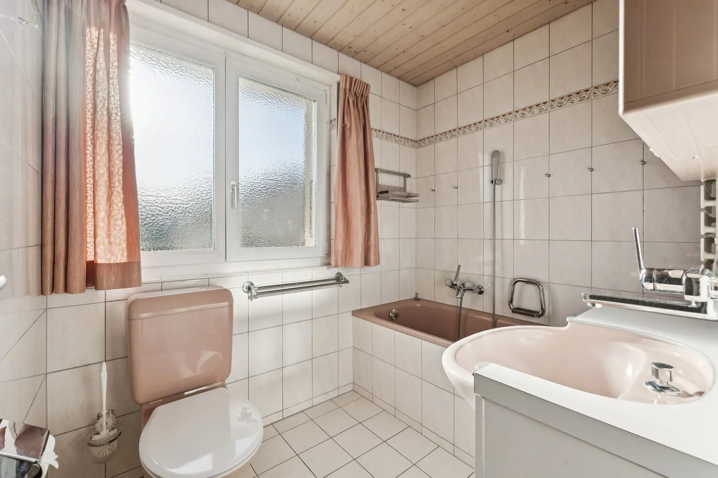 Maison familiale avec potentiel de développement - Photo 5 sur 7