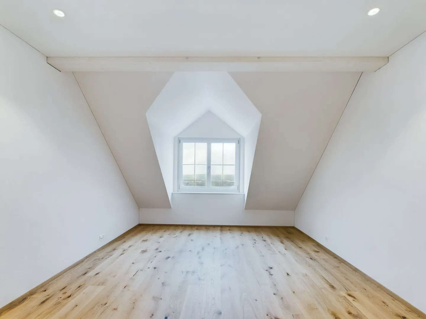 Modernes Penthouse mit Seeblick - Foto 12 von 15