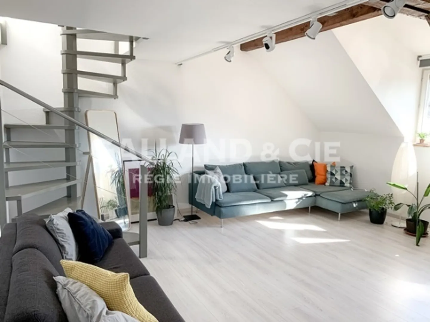Apartment for rent - Photo 5 of 9