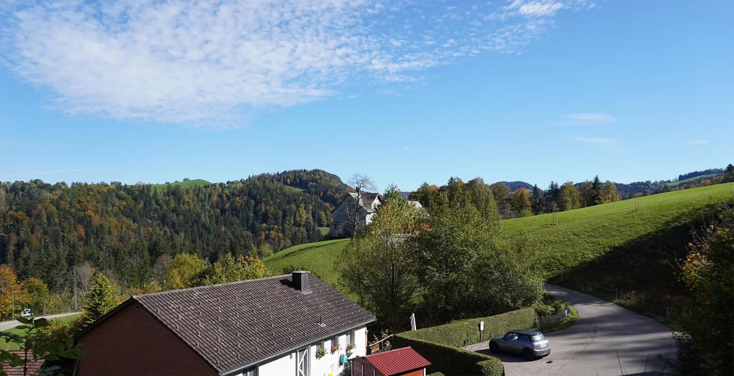 Modernes Doppelhaus mit Aussicht - Foto 5 von 9