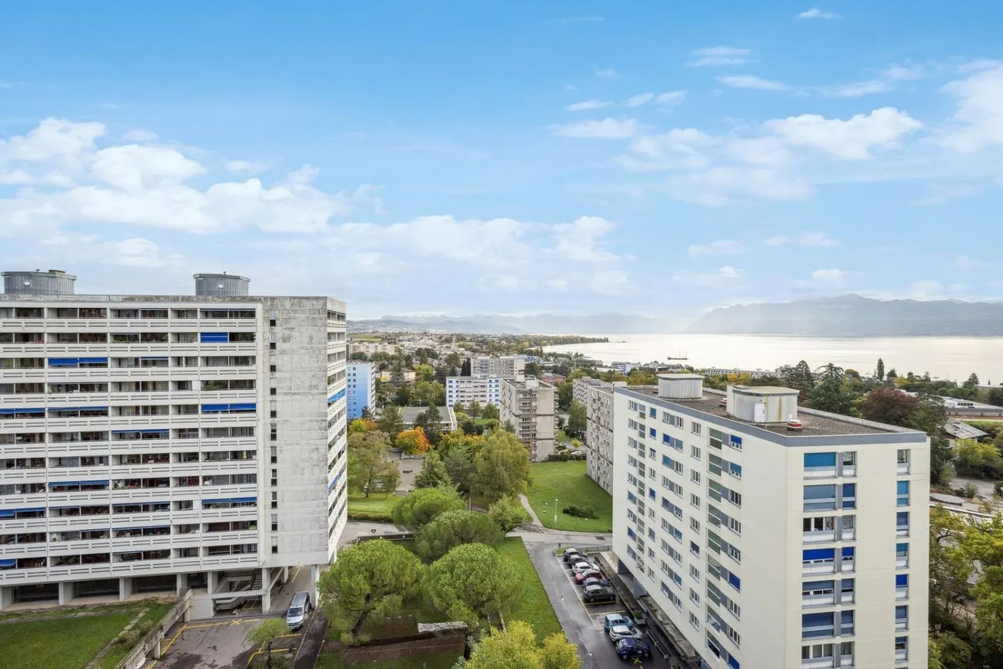 Geräumige 5,5-Zimmer-Wohnung mit herrlichem Blick auf die Stadt - Foto 13 von 13