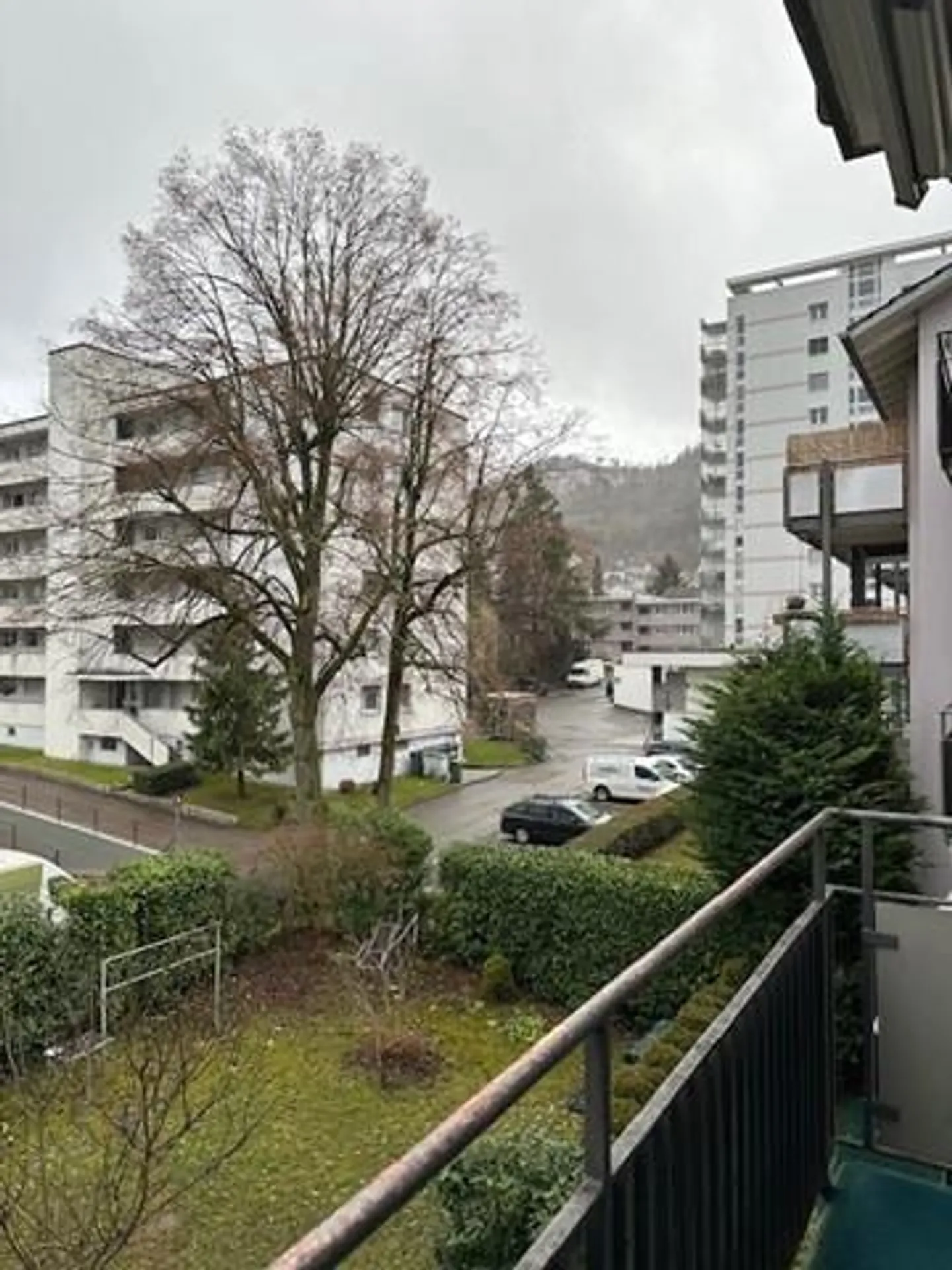 2-ZWG im 2.OG, in 8048 Zürich zu vermieten - Foto 2 von 9