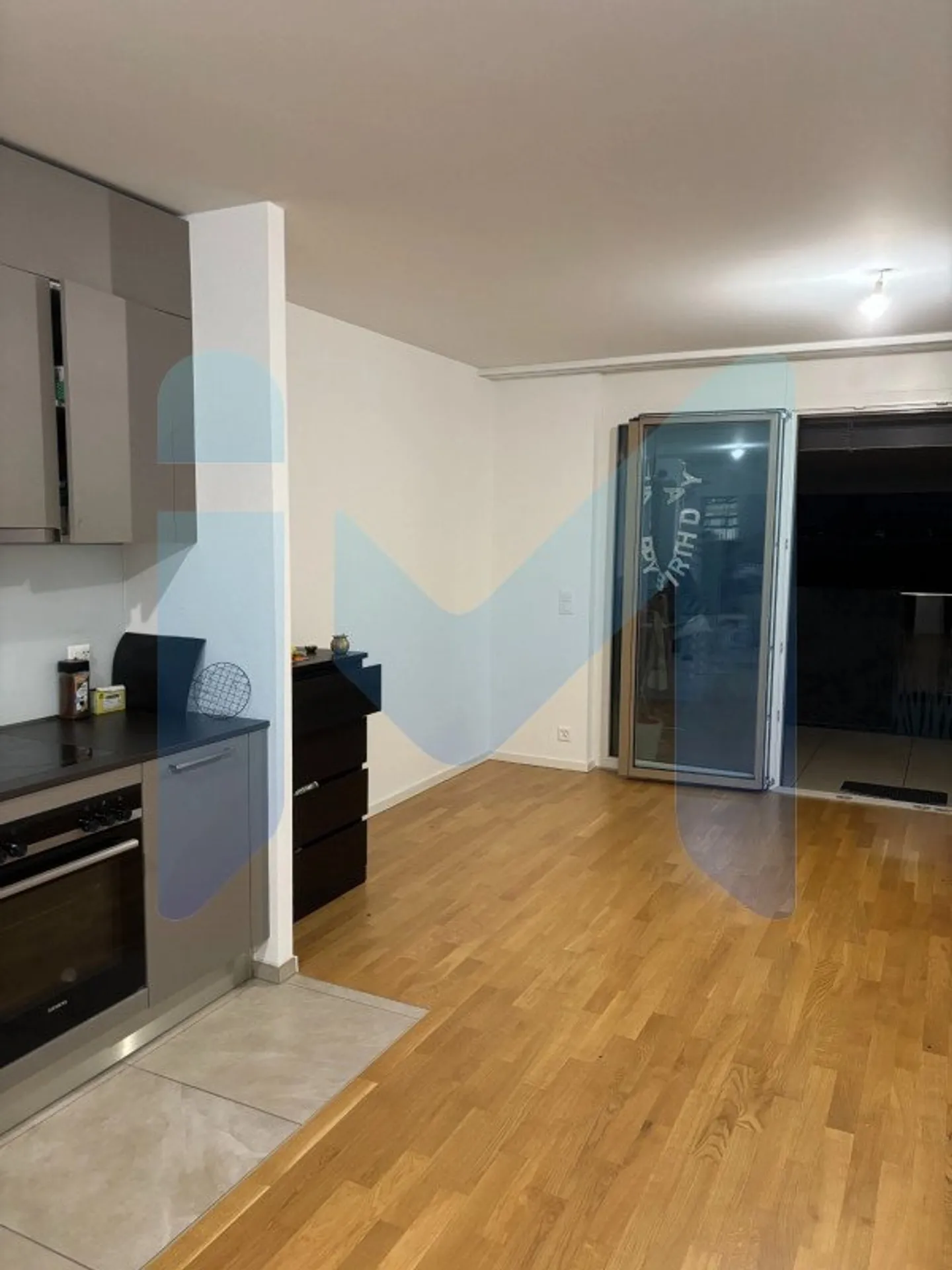 Charming 1.5 Room Apartment - Photo 2 of 6