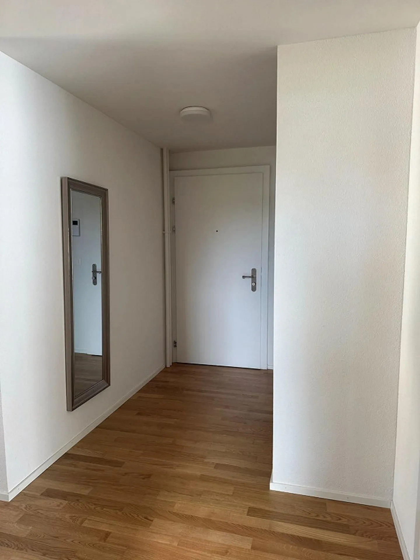 Bright modern 3-room apartment with balcony in Reiden - Photo 7 of 8