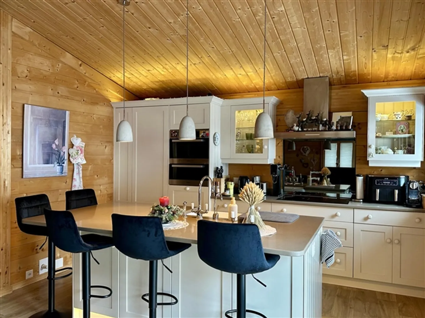 Carino chalet di lusso 2 BR con seconda residenza a Gsteig - Foto 3 di 20