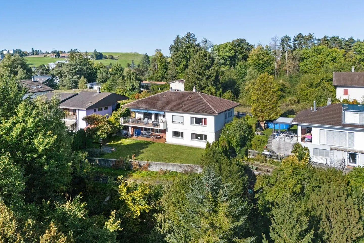 Villa in Fribourg mit atemberaubendem Blick auf die Sarine und die Natur - Foto 16 von 18