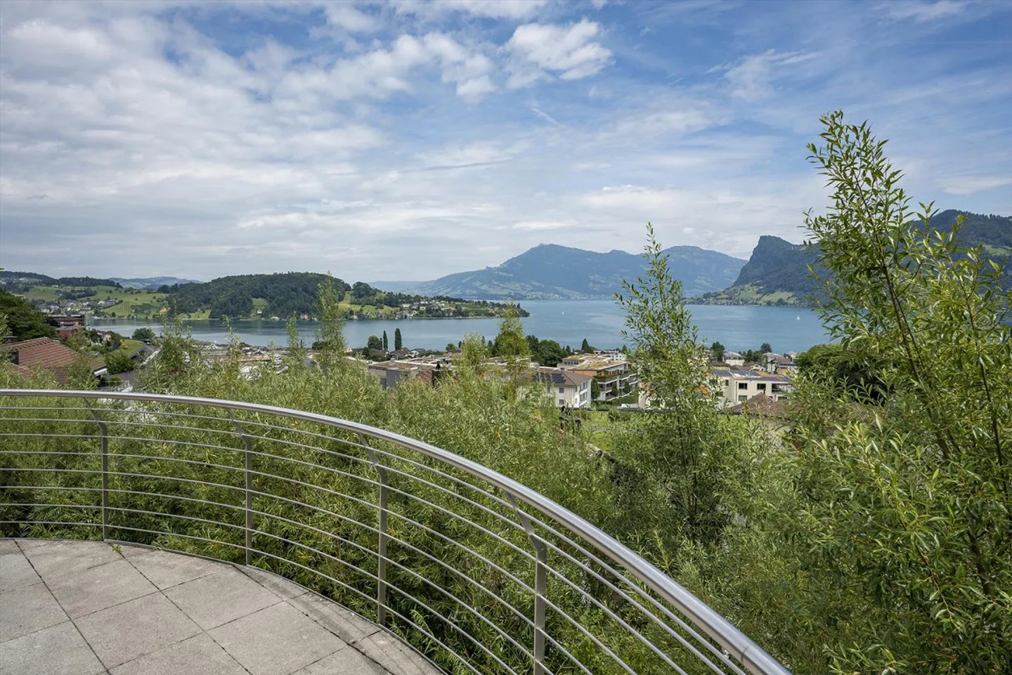 Vivre avec vue panoramique et avantages fiscaux. - Photo 6 sur 12