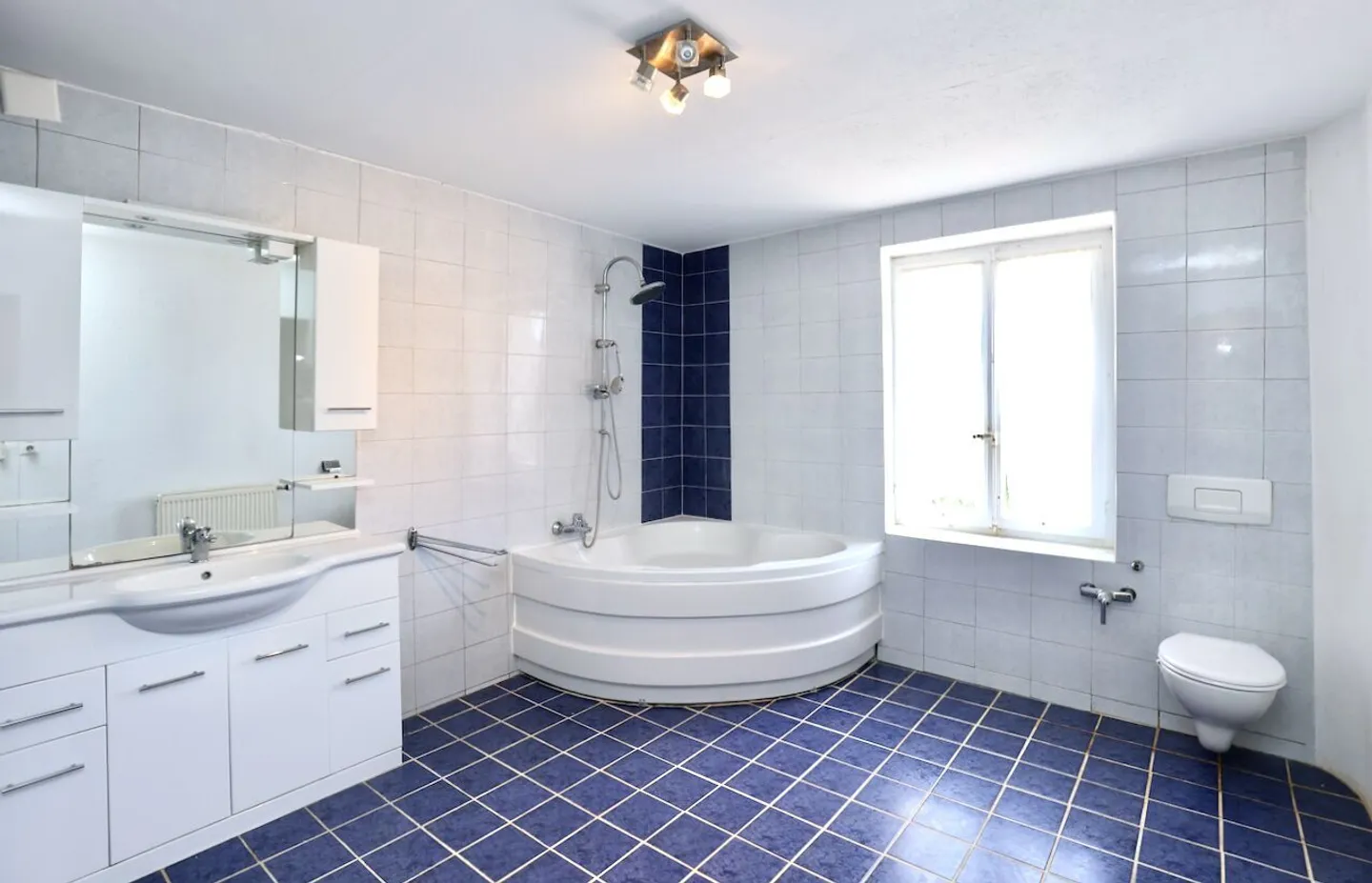 Maison 6.5 pièces - Photo 3 sur 13