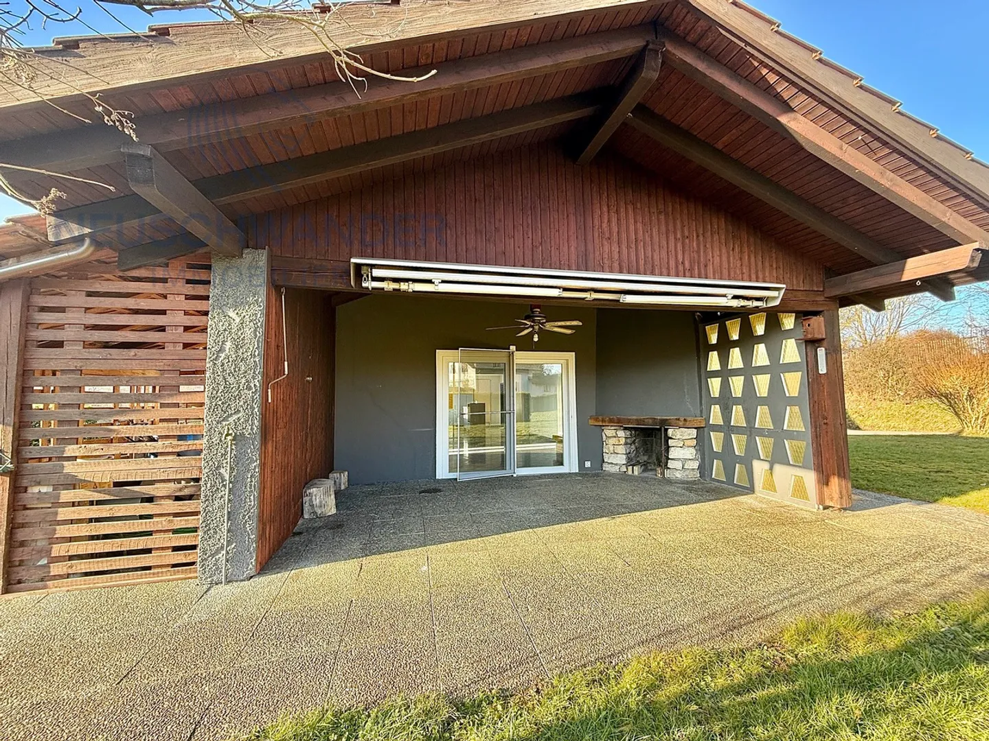 Single house for sale - Photo 2 of 13