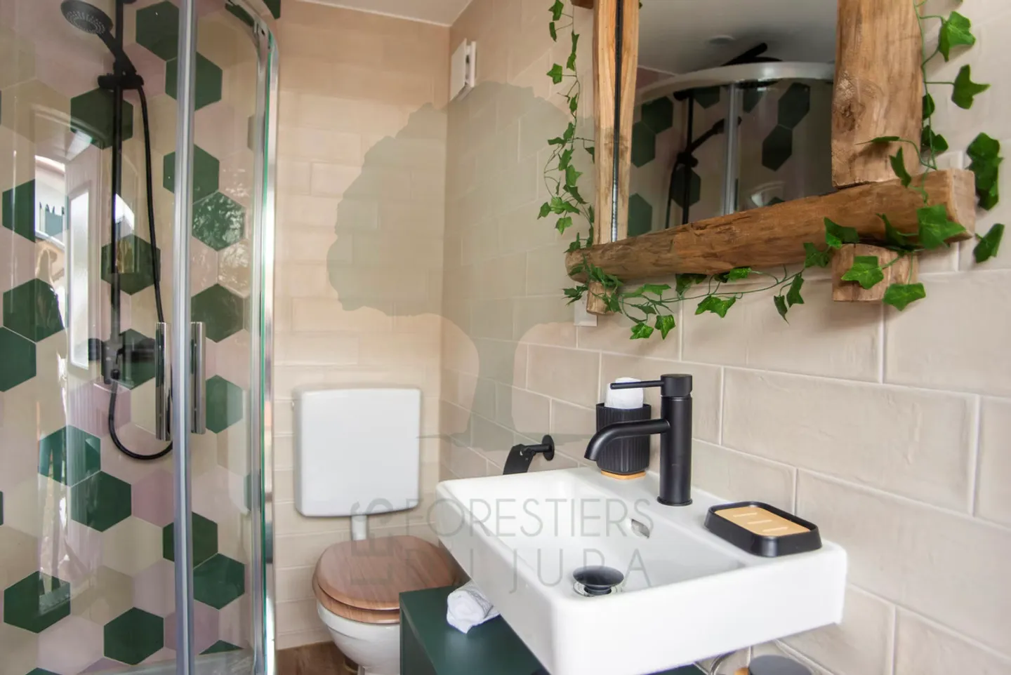 Chalet Charmant dans le Parc Doubs - Photo 7 sur 17