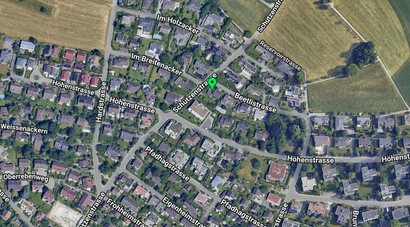 899m2 terrain constructible avec maison individuelle existante dans un emplacement central à ... - Photo 2 sur 8