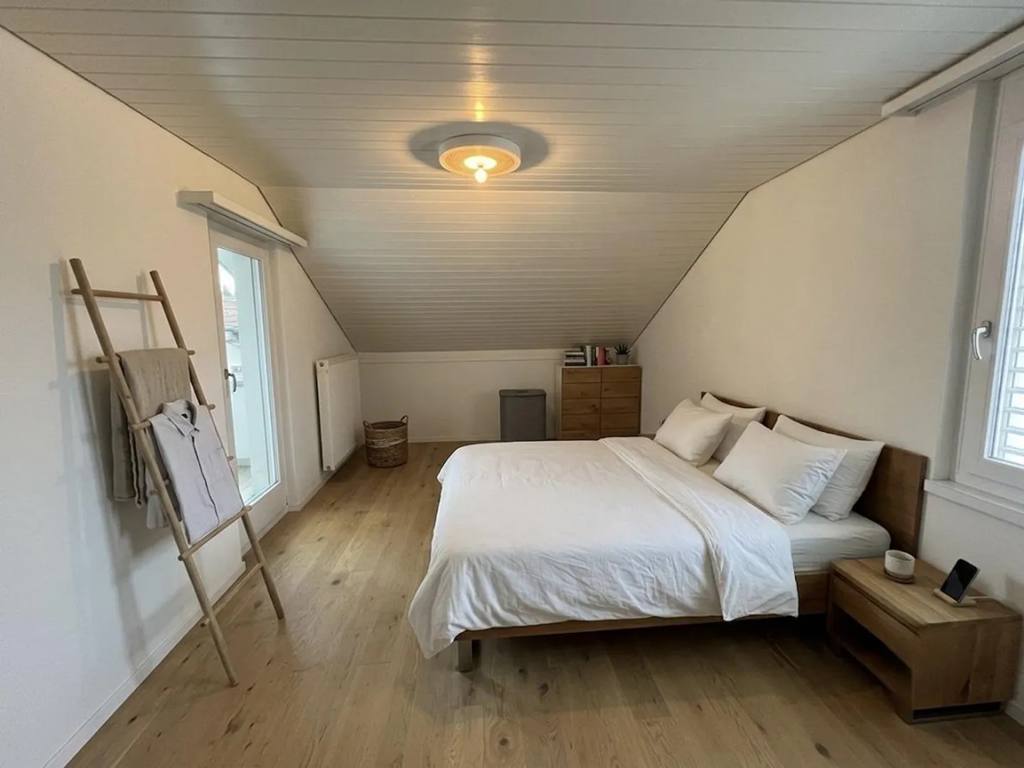 Bright 4.5-room attic apartment with spacious terrace (54.8 m2) - Photo 5 of 11