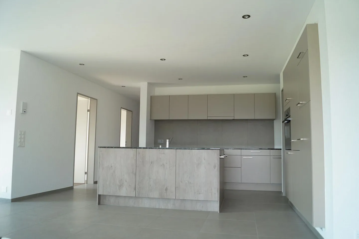 4.5 Room Apartment, Modern and Bright - Photo 4 of 6