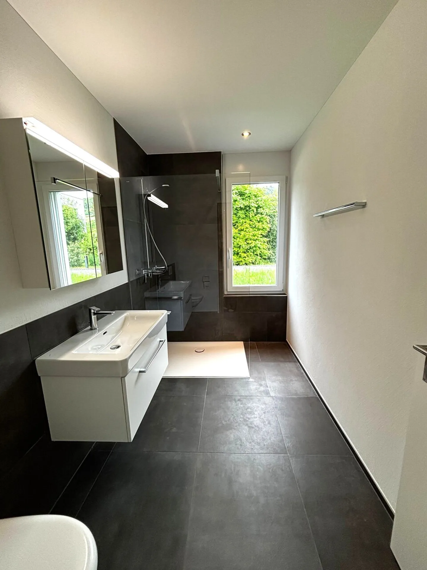 Bellissimo appartamento di 3½ stanze con area giardino - Foto 7 di 10