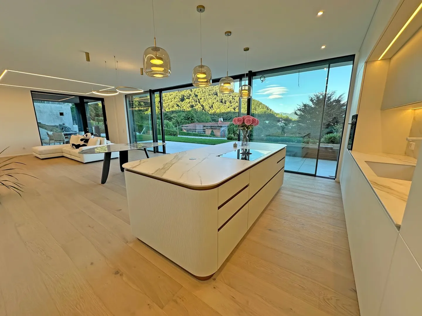 Appartement avec 4,5 pièces dans un nouveau bâtiment avec espace bien-être privé et vue sur le lac - Photo 7 sur 17