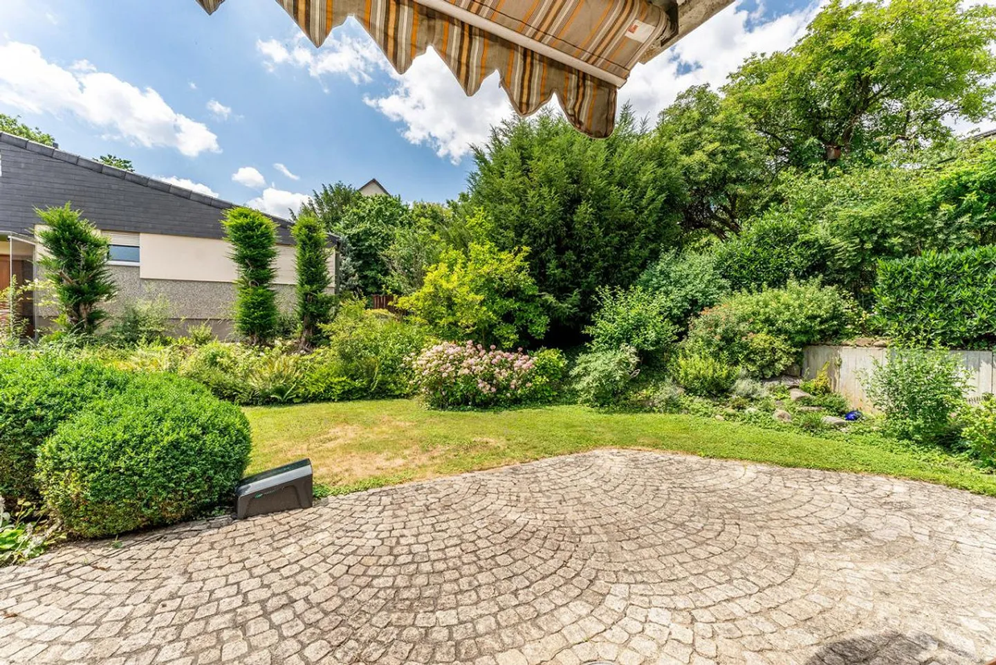 Charmantes Einfamilienhaus in Schaffhausen - Foto 10 von 12