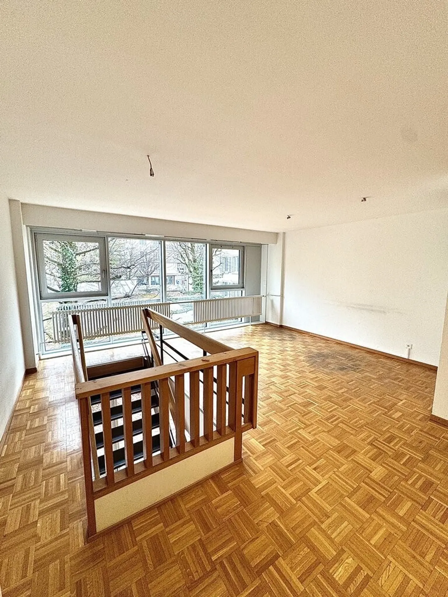 Belle surface commerciale en duplex à louer ! - Photo 3 sur 5