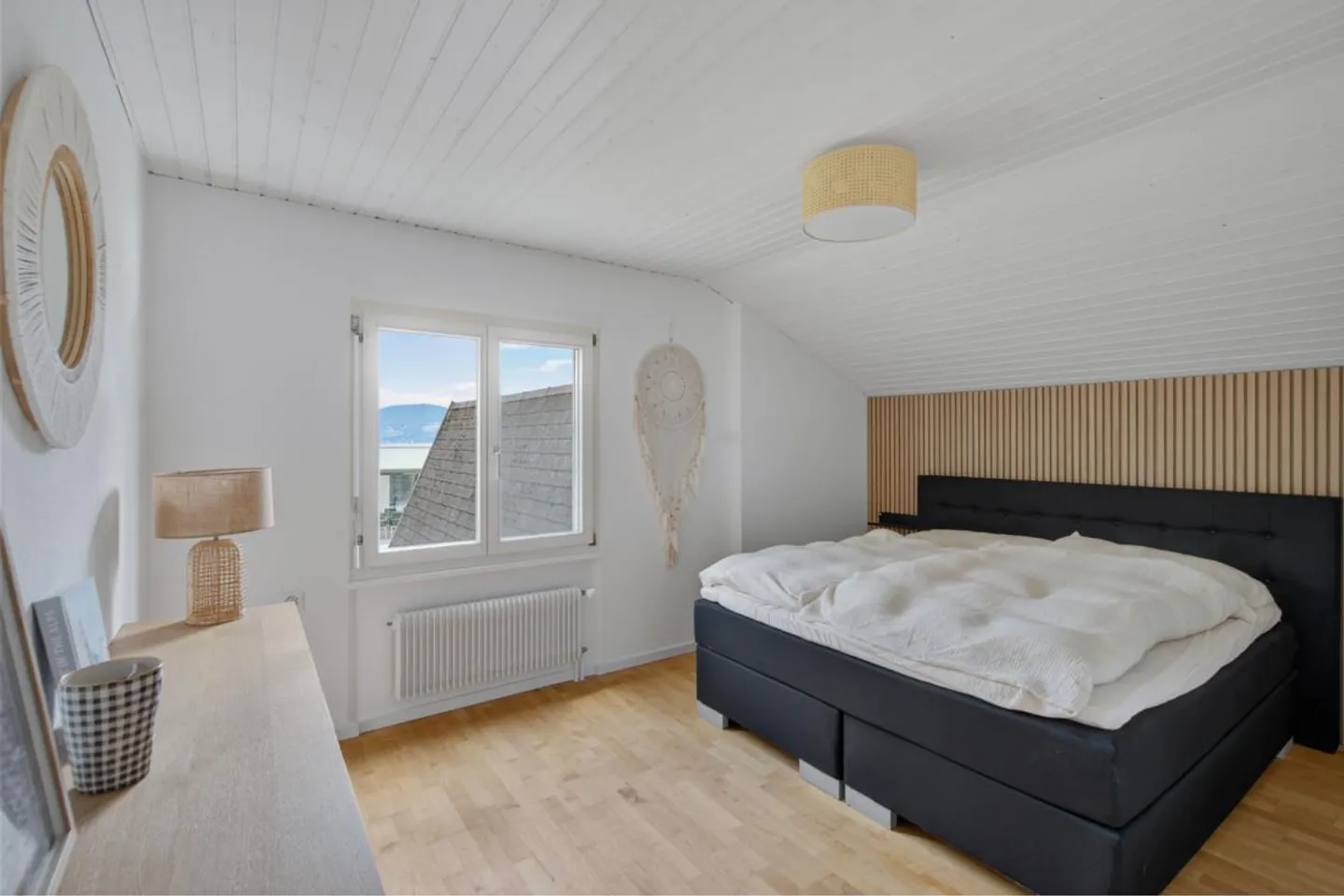 Liebevoll renoviertes Einfamilienhaus mit traumhafter Aussicht - Foto 7 von 14