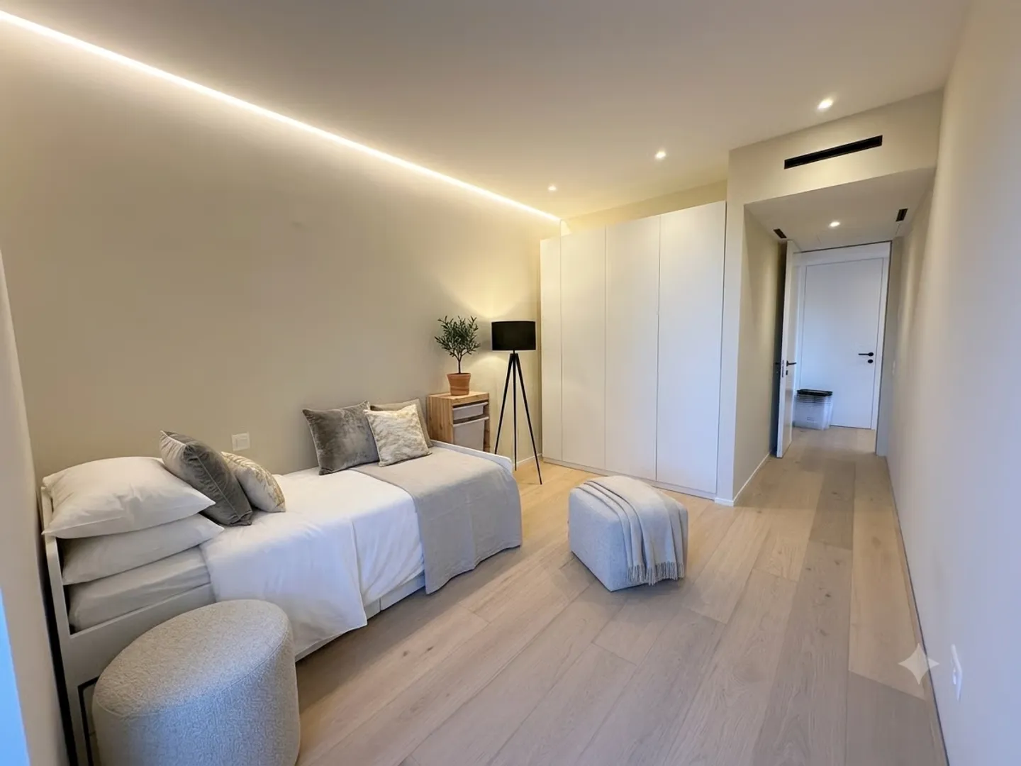 Appartement avec 4,5 pièces dans un nouveau bâtiment avec espace bien-être privé et vue sur le lac - Photo 14 sur 17