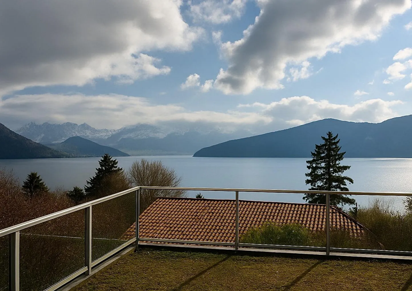 8-Room Single-Family House with Stunning View - Photo 3 of 8