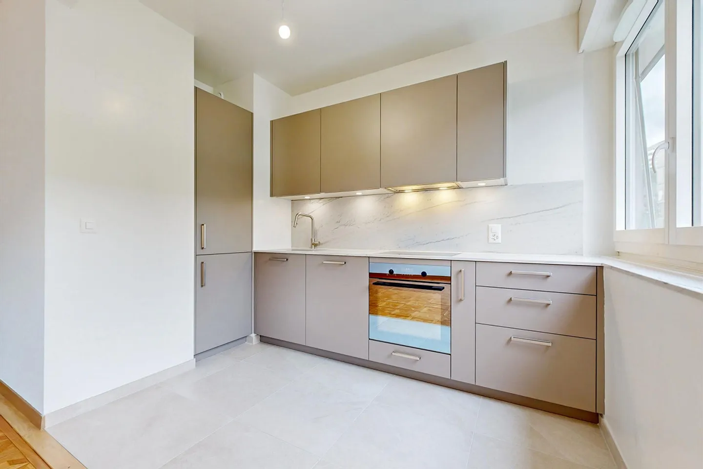 Appartement Moderne Près du Lac - Photo 4 sur 10
