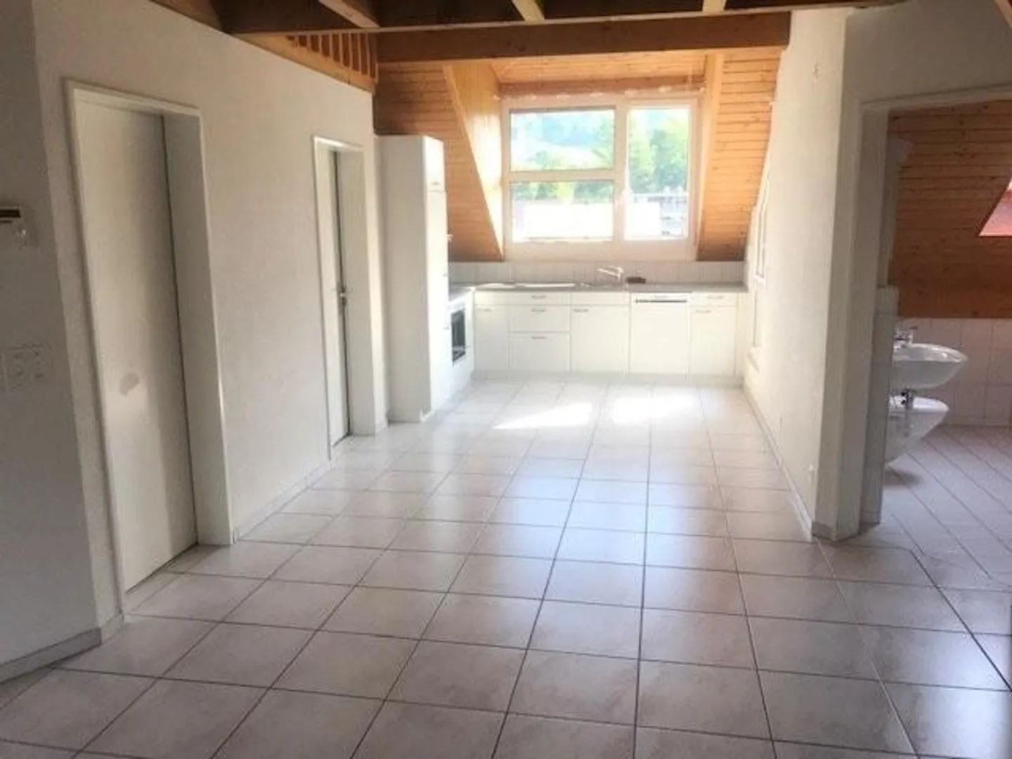 Appartement galerie de 4,5 pièces confortable à Lützelflüh - Photo 4 sur 12