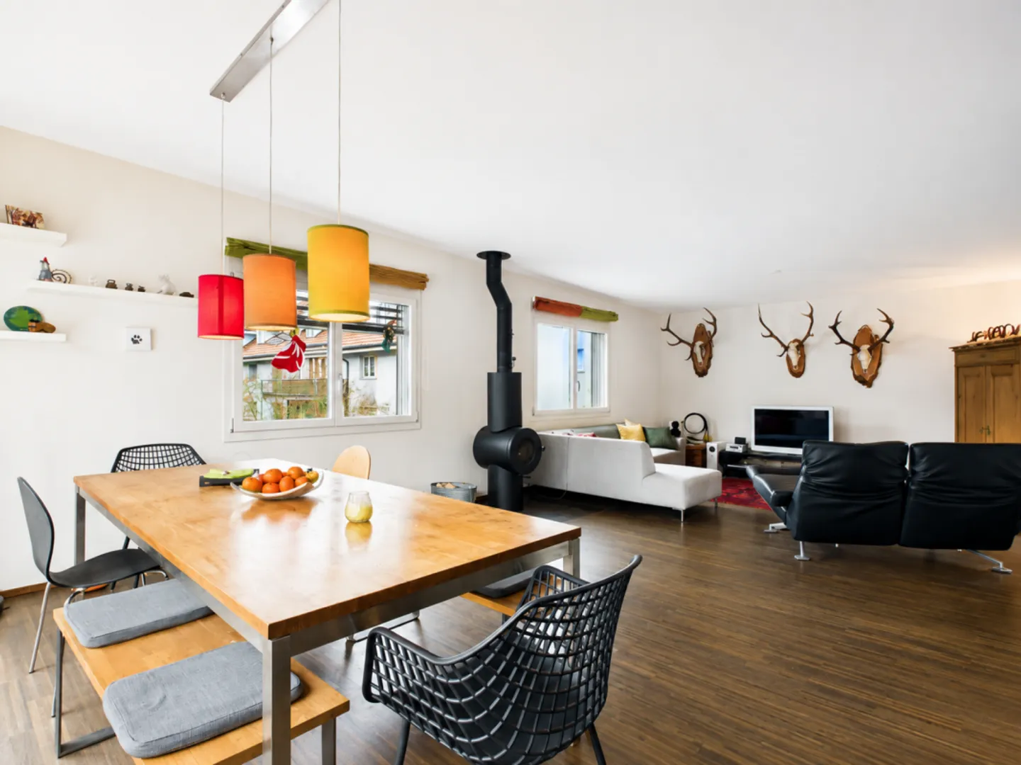 Exklusive Dachwohnung mit Golfblick - Foto 2 von 15