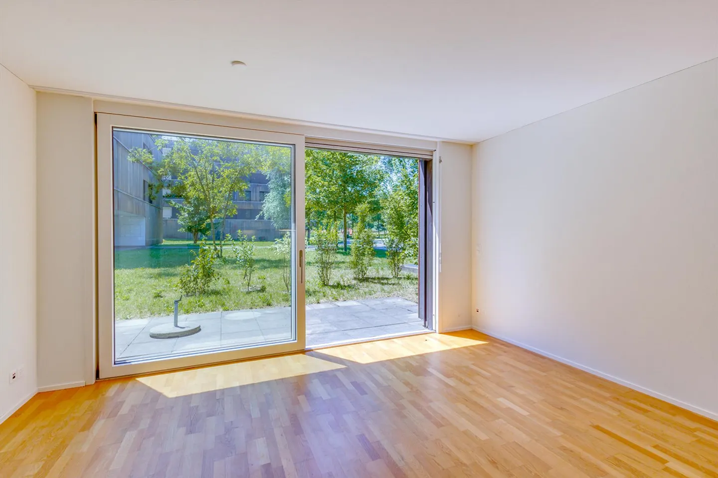Vous cherchez un appartement avec un coin jardin? Vous êtes au bon endroit! - Photo 2 sur 10