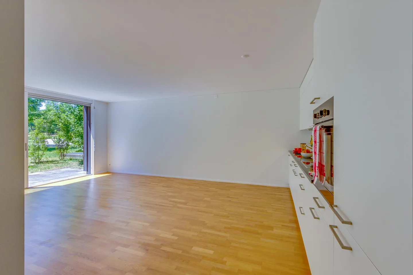 Vous cherchez un appartement avec un coin jardin? Vous êtes au bon endroit! - Photo 3 sur 10