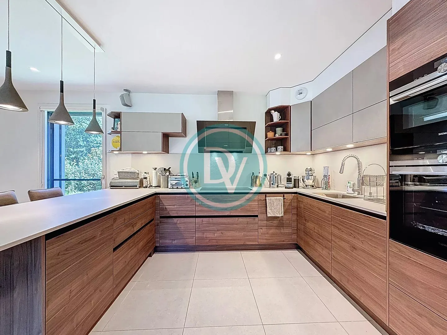 Maison Familiale Contemporaine - Photo 2 sur 13