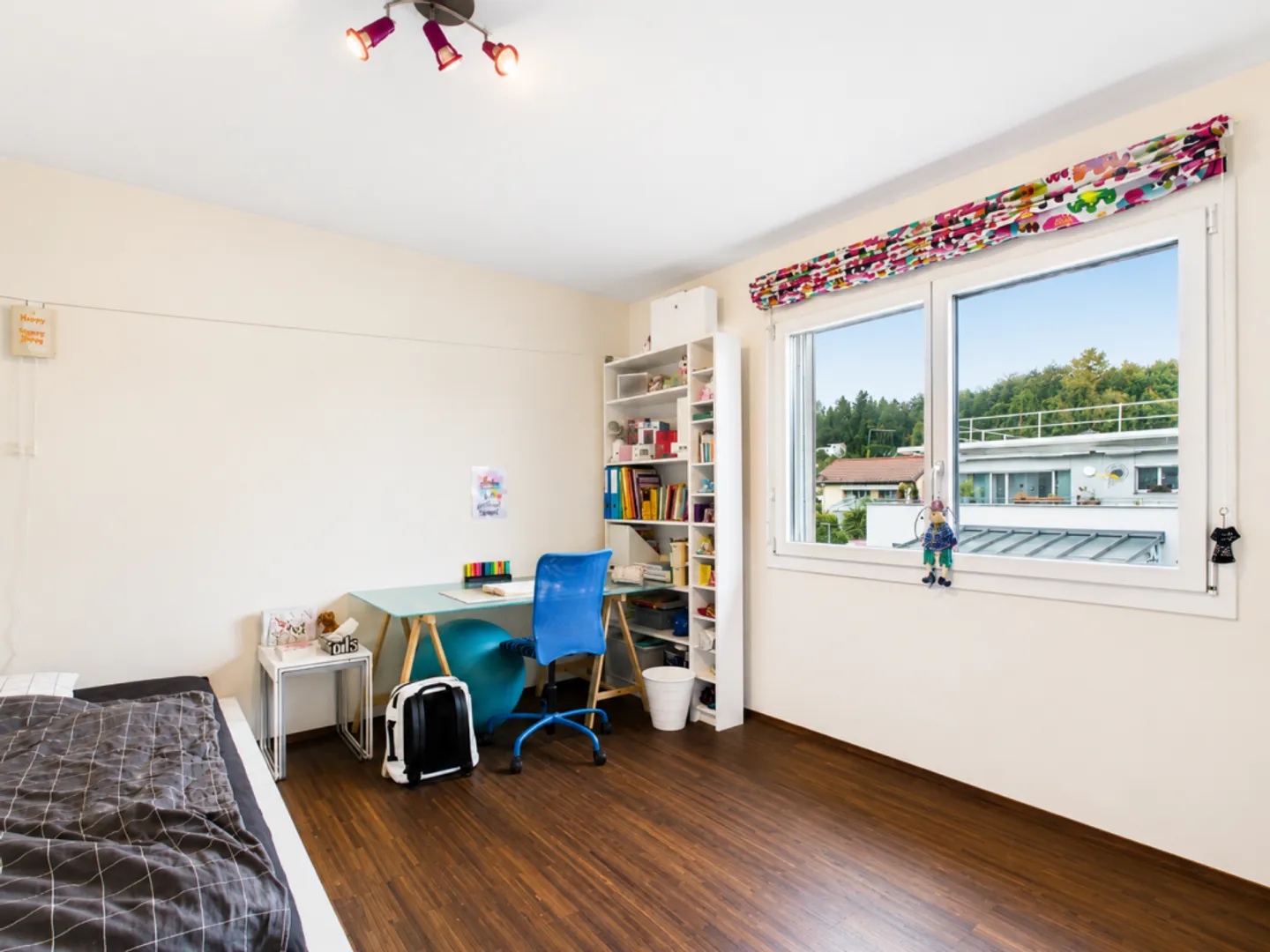 Exklusive Dachwohnung mit Golfblick - Foto 7 von 15