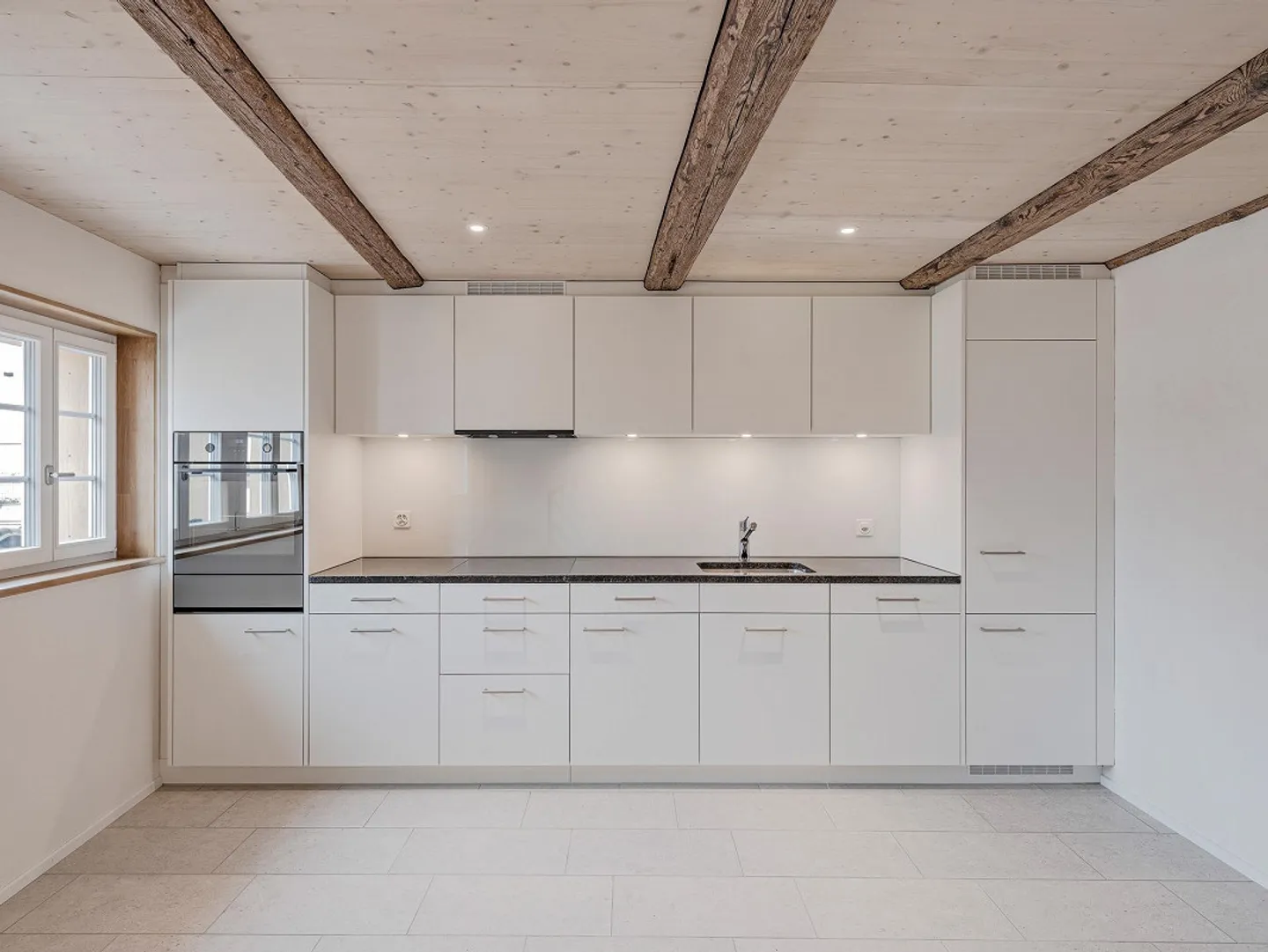 Vivere unico con giardino come in una casa unifamiliare - Foto 4 di 11