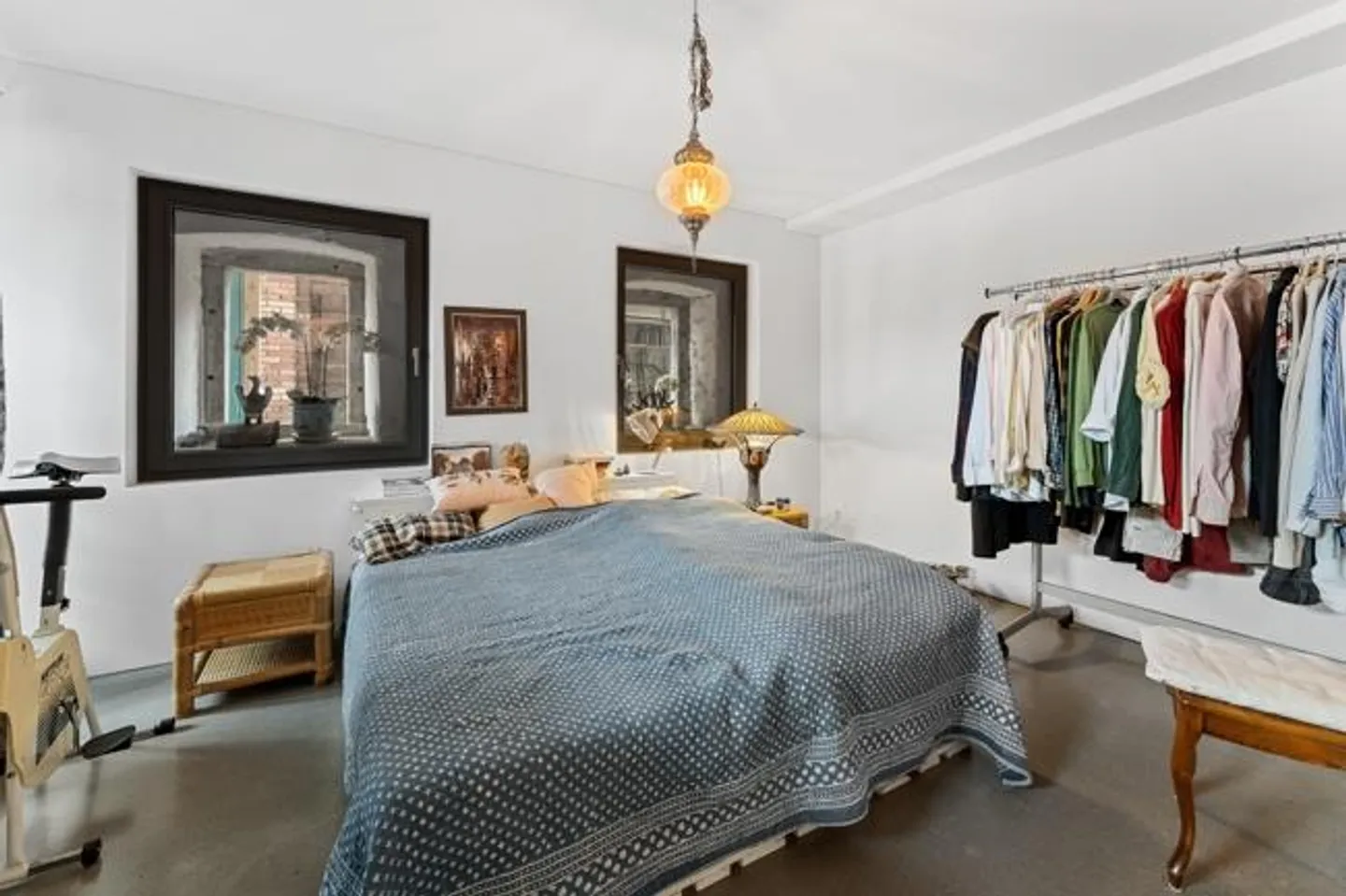 Converted Farmhouse with Studio - Photo 13 of 30