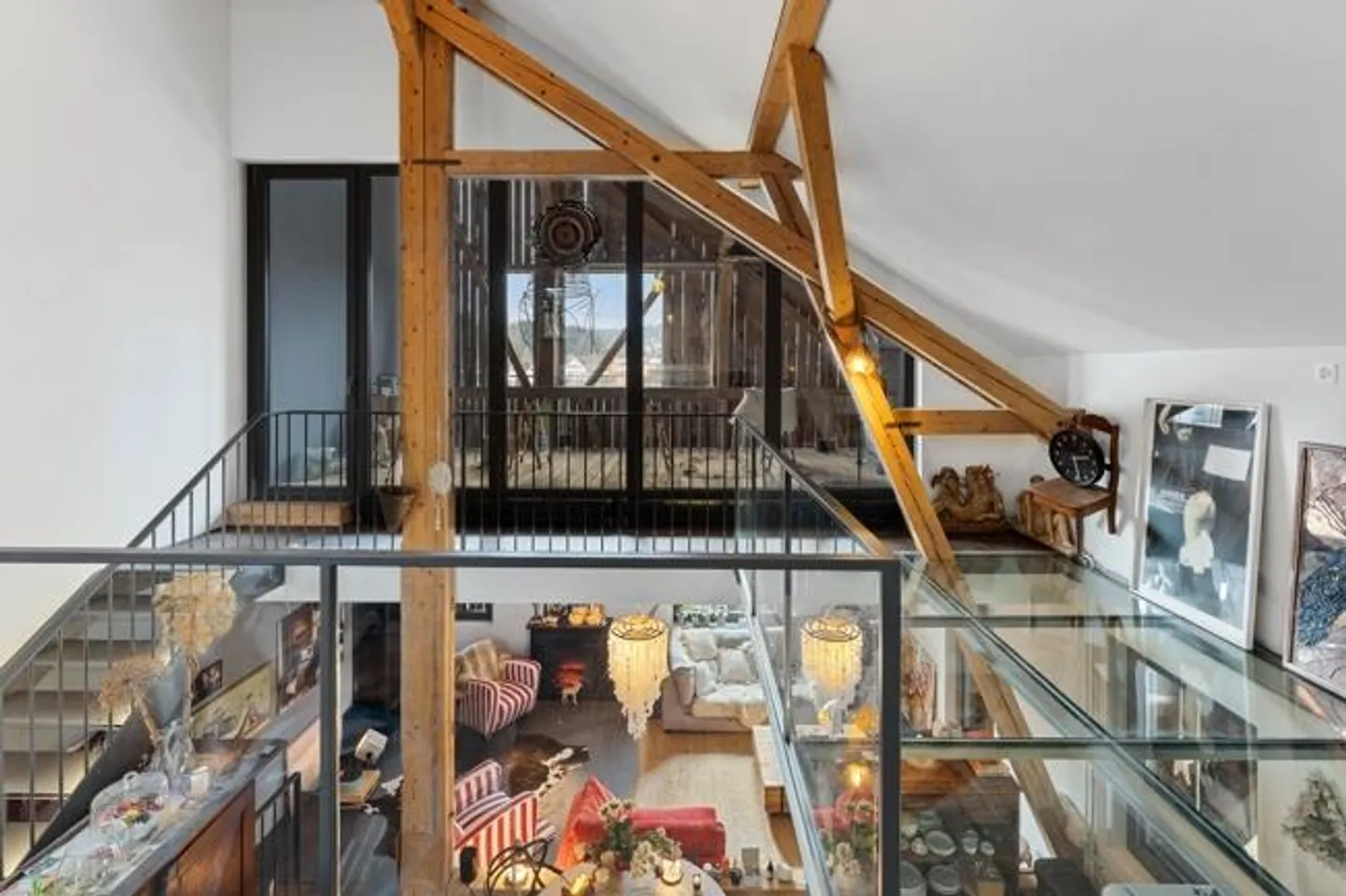 Converted Farmhouse with Studio - Photo 18 of 30