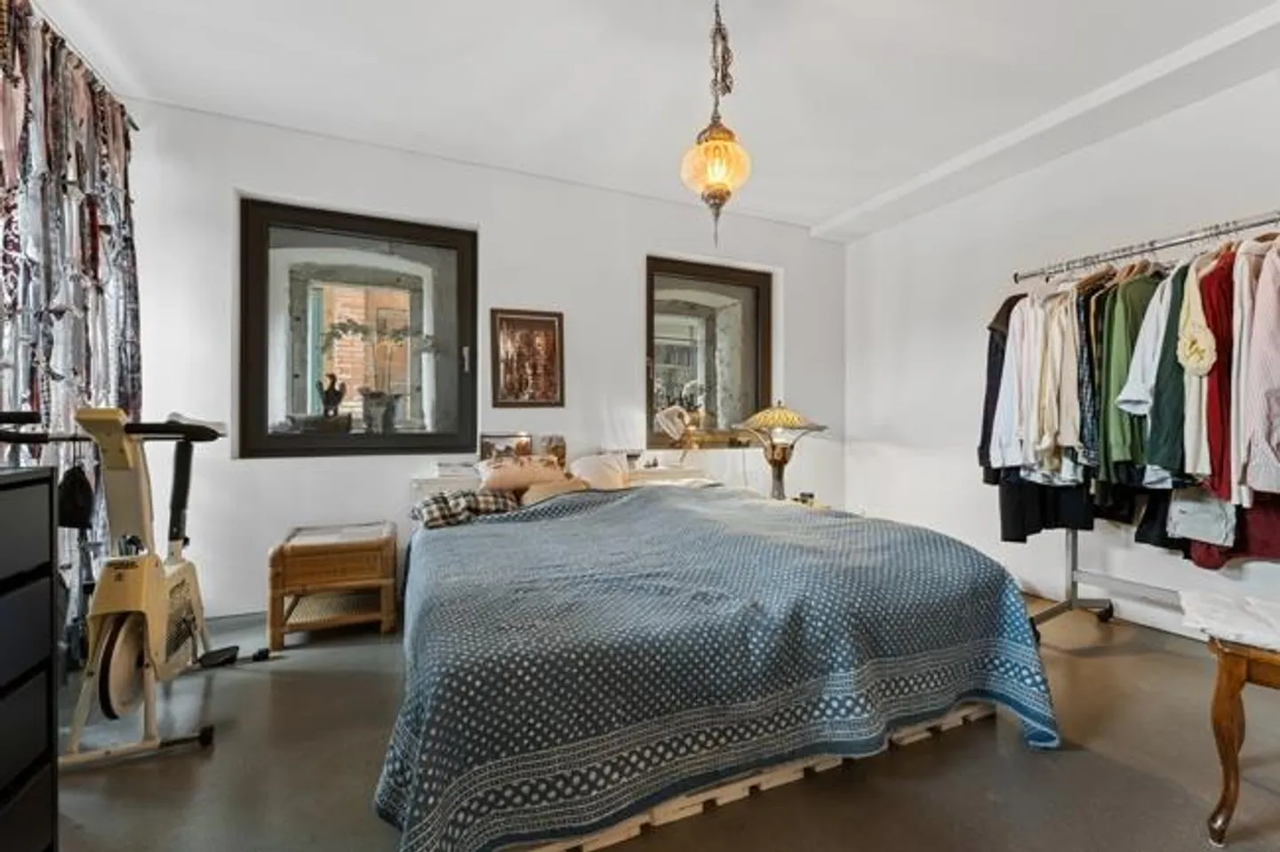 Converted Farmhouse with Studio - Photo 20 of 30