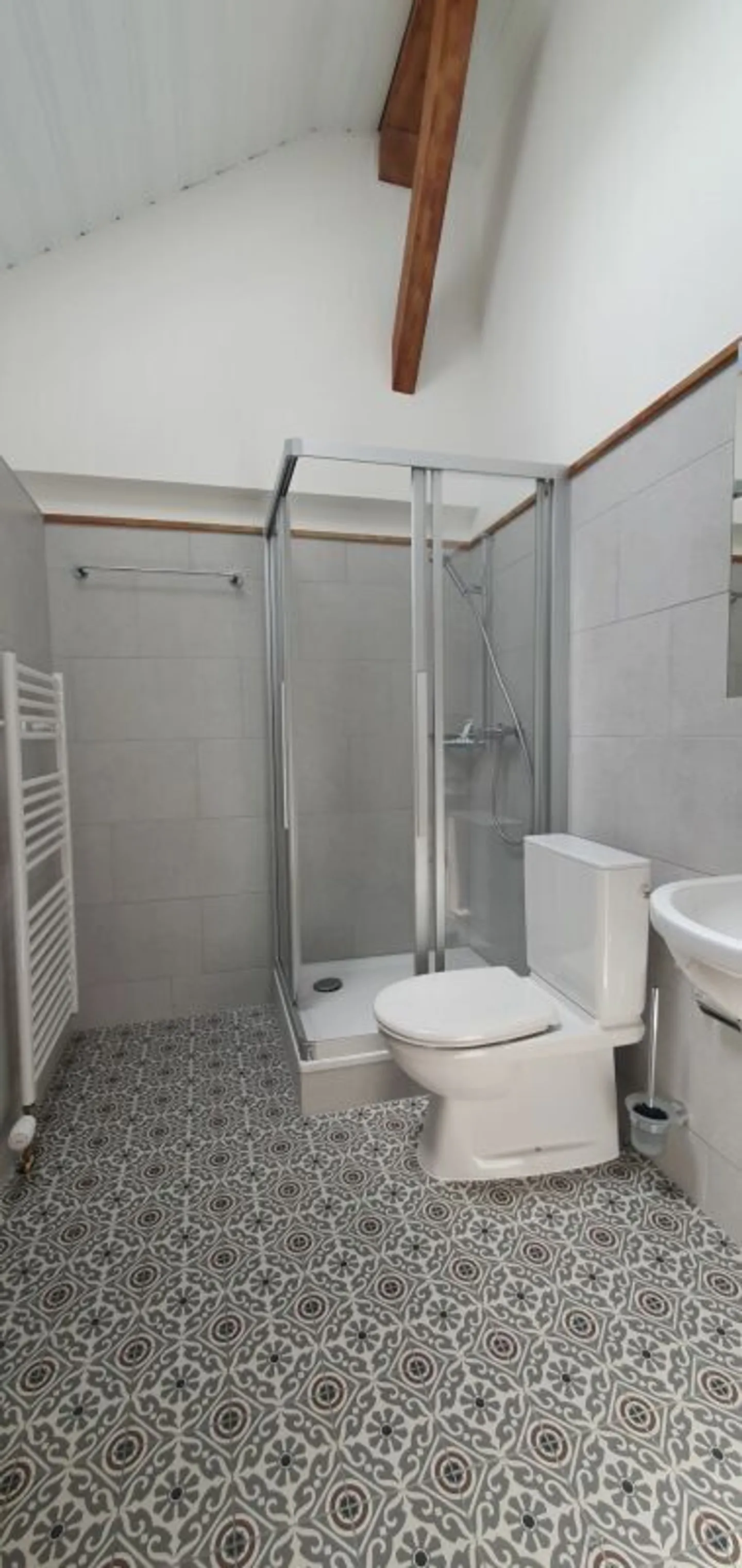 RENOVE - 3.5 rooms on the 2nd floor in the village center with parking space - Photo 5 of 6