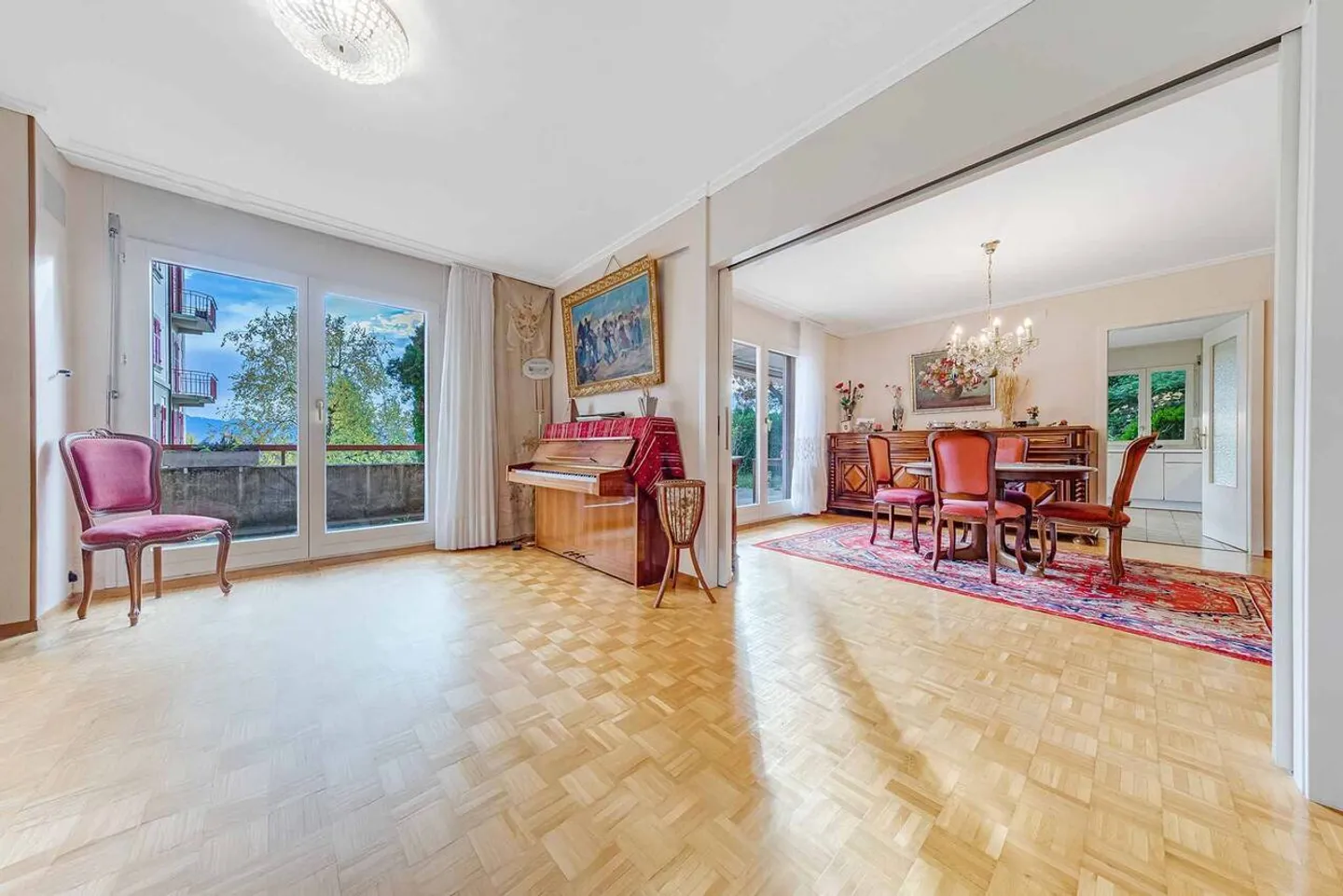 Beautiful 6-room apartment with private garden - Photo 5 of 9