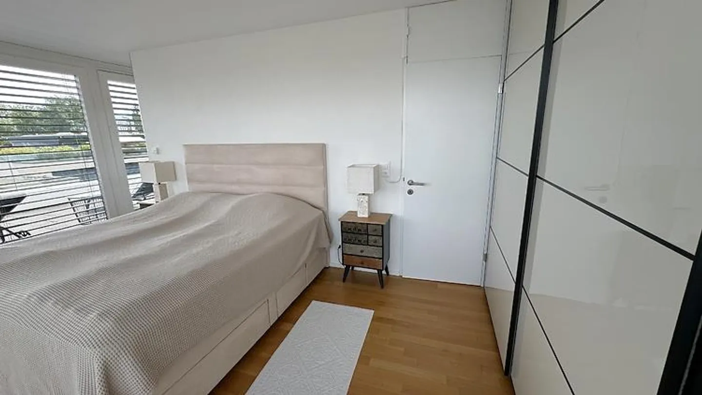 4½ STANZE ATTICO A WÄDENSWIL (ZH), ARREDATO, TEMPORANEO - Foto 6 di 10