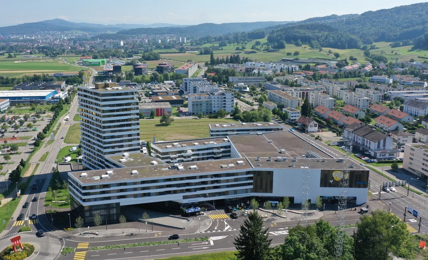 Modernes Apartment in Spreitenbach - Foto 1 von 13